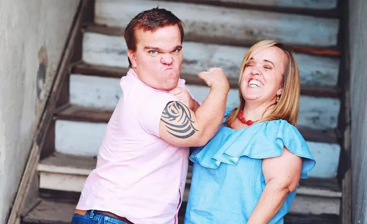 7 Little Johnstons: Amber Johnston - Trent Johnston