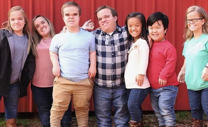 7 Little Johnstons Family
