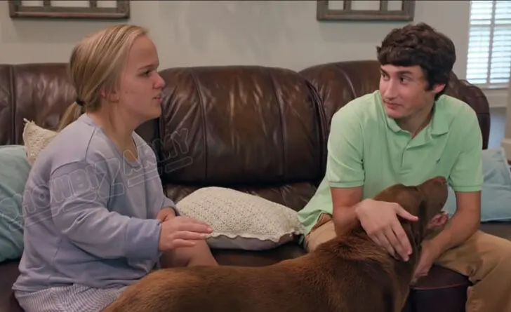 7 Little Johnstons: Elizabeth Johnston - Brice Bolden