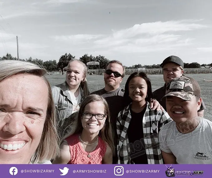 7 Little Johnstons Family