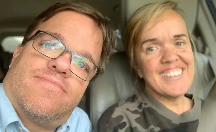 7 Little Johnstons: Amber Johnston - Trent Johnston