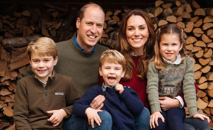 Duchess of Cambridge - Duke of Cambridge - Prince George - Princess Charlotte - Prince Louis