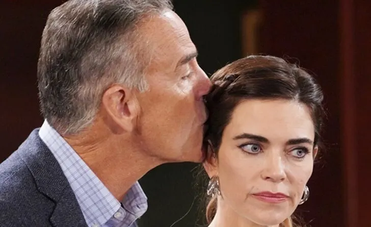 YR Ashland Locke - Richard Burgi - Victoria Newman Amelia Heinle