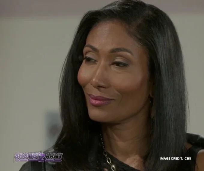 Beyond The Gates - Leslie Thomas